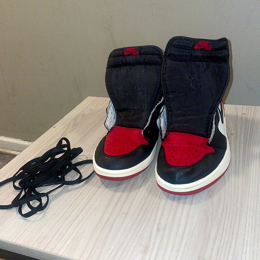 Nike Jordan 1s